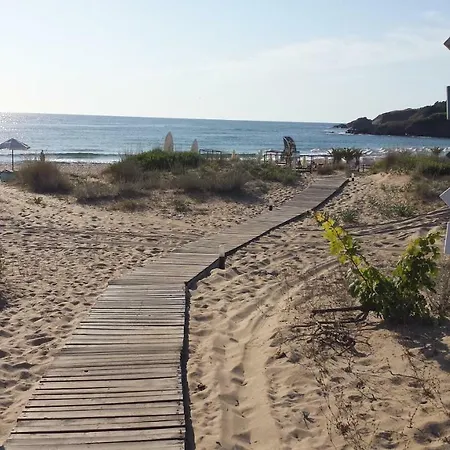 In Green Beach سوزوبول